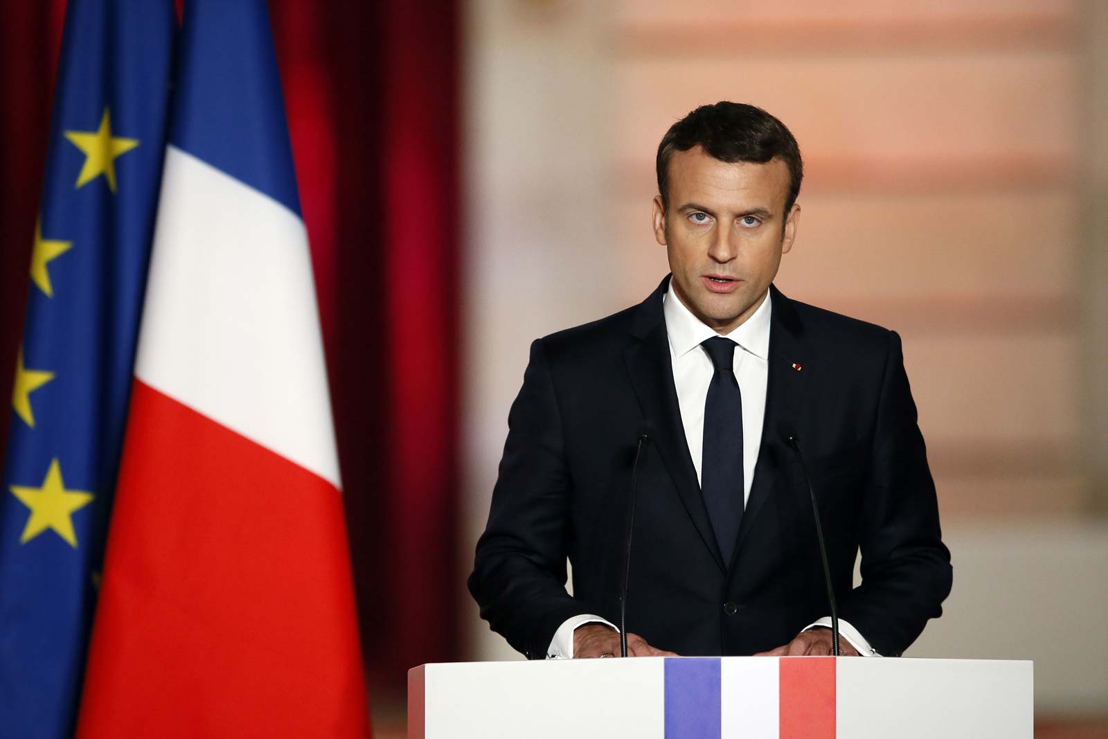 French president Emmanuel Macron tests positive for coronavirus