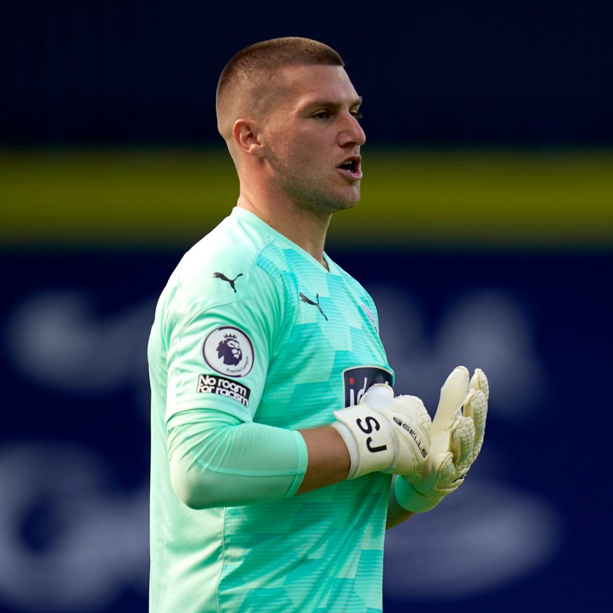 Ex-Manchester United stopper Johnstone on West Brom heroics against Manchester City