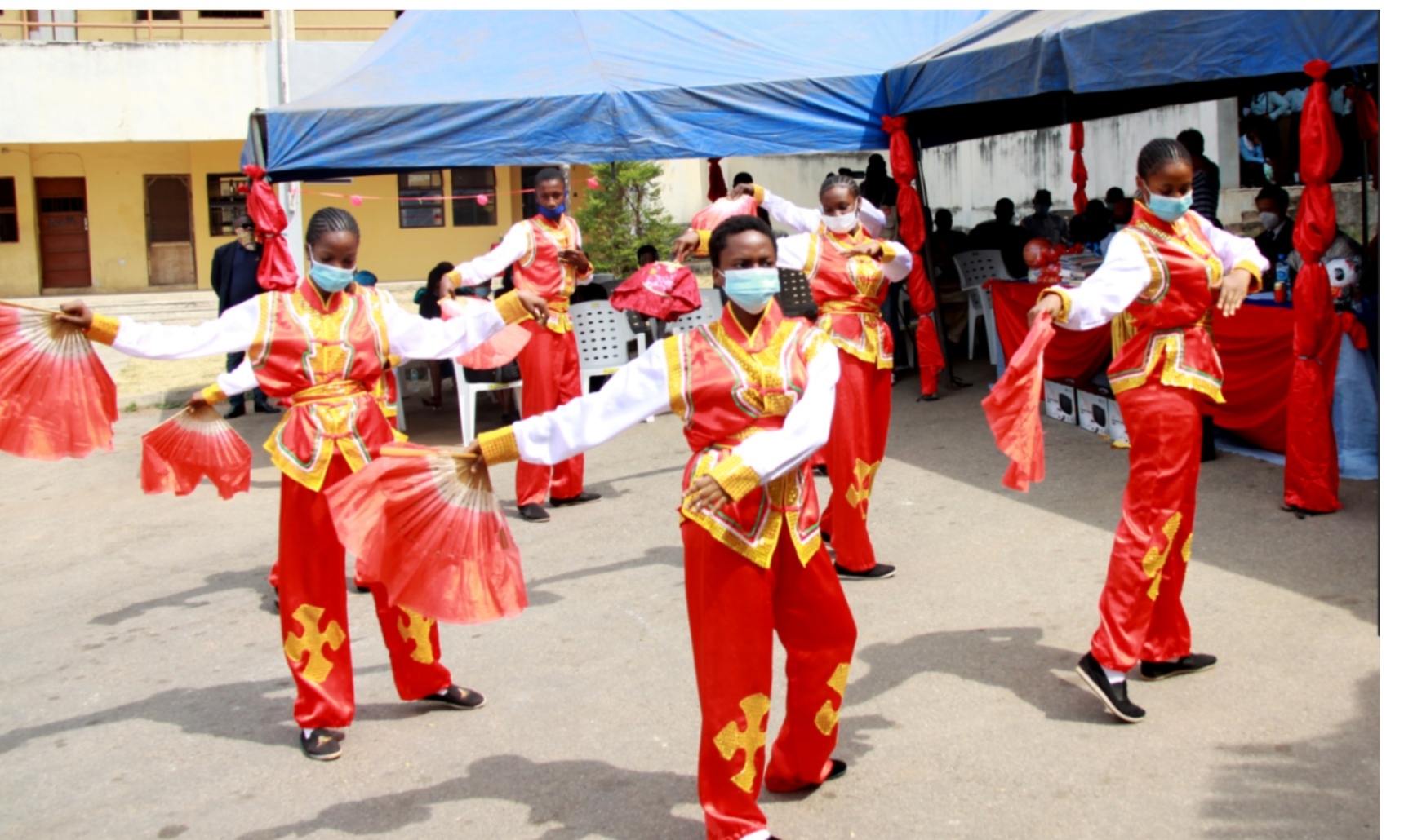 Award-winning Exhibition of the Drawing Competitionon Fighting COVID-19 Kicks off at GSS Garki