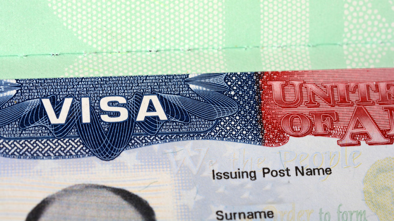 Omicron: UK suspends processing of visitor visa applications from Nigeria