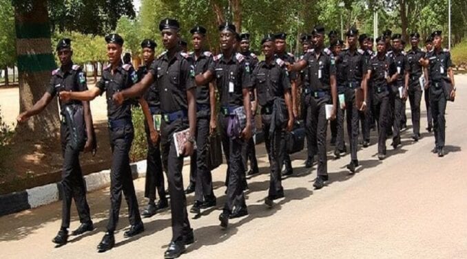 Community policing, police command trains 503 Special constables