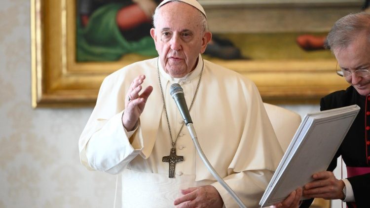 Pope to scrap public Angelus prayer due to Italy’s COVID-19 restrictions