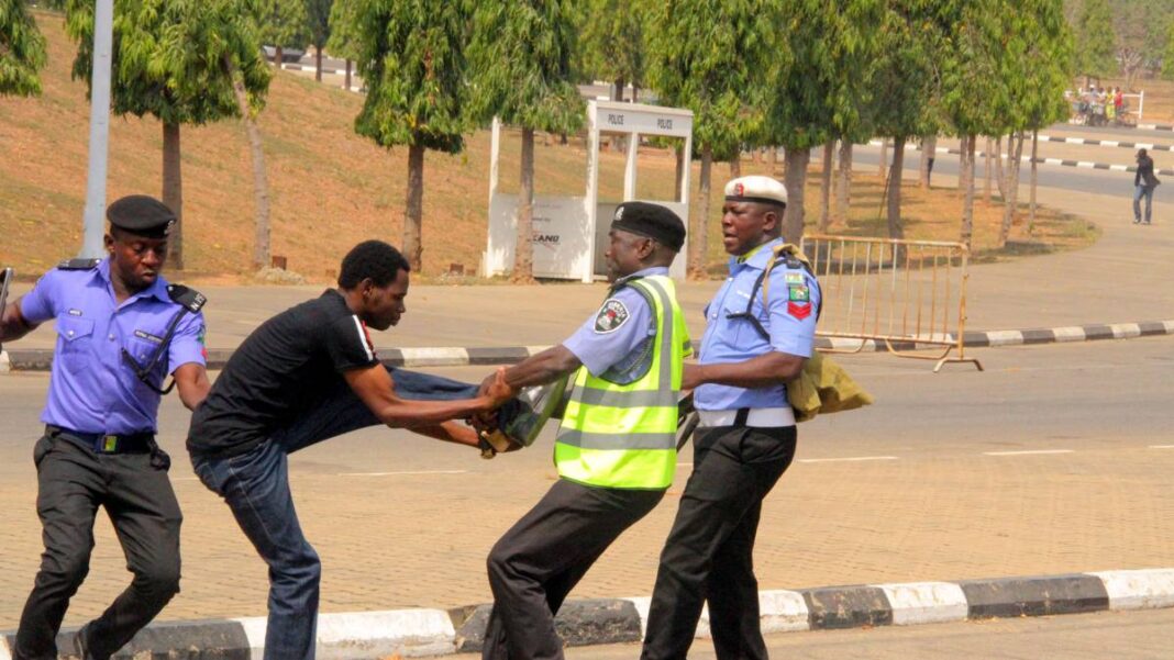 Police arrest 6 Shiites in Abuja over violent protest