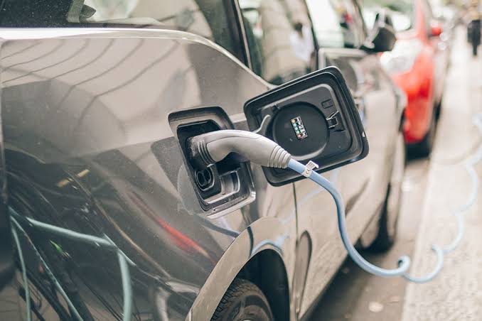 50% Of Passenger Vehicles Will Be Electric By 2040