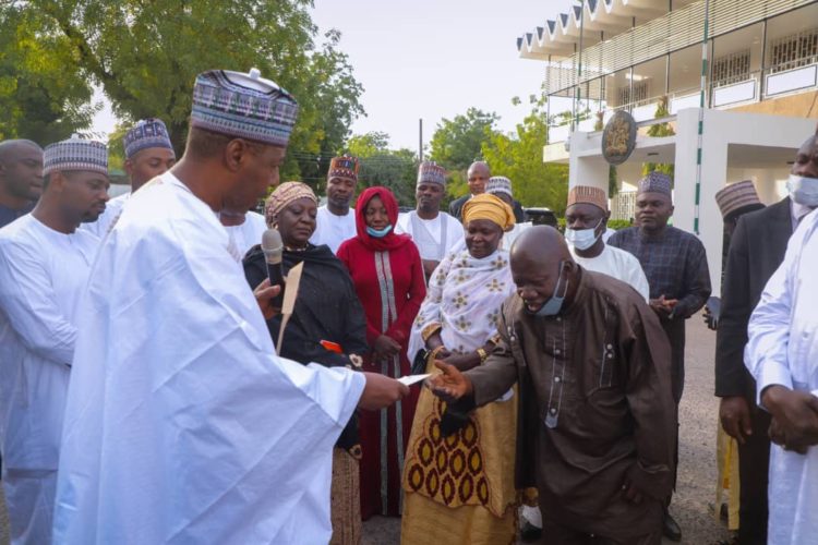 Zulum Gives N13.9m And Car To A Doctor For Staying In Monguno