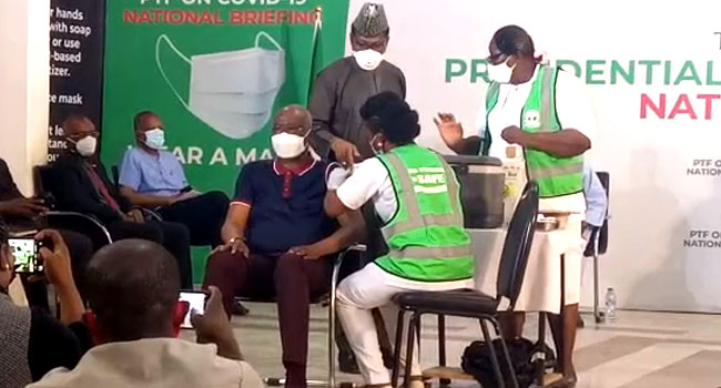 SGF, Health Minister, Other PTF Members Receive COVID-19 Vaccines