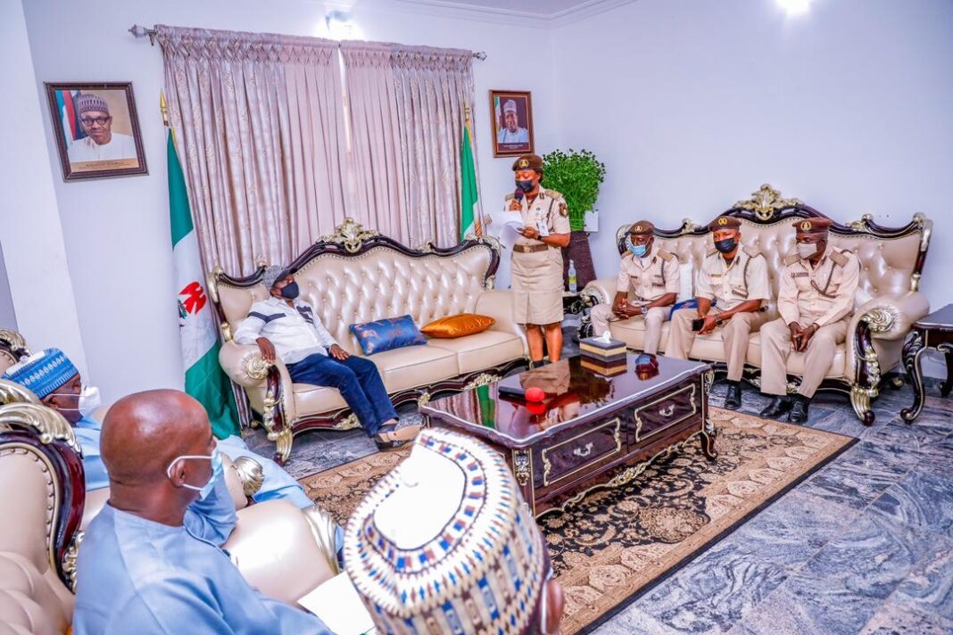 Governor Lalong Commends Immigration Service For Partnership In Security