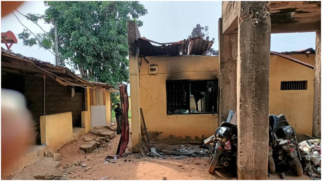 Again, Gunmen raze police station in Imo