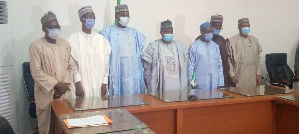 Tambuawal Donates N50m Cash Grant To Management of FUT