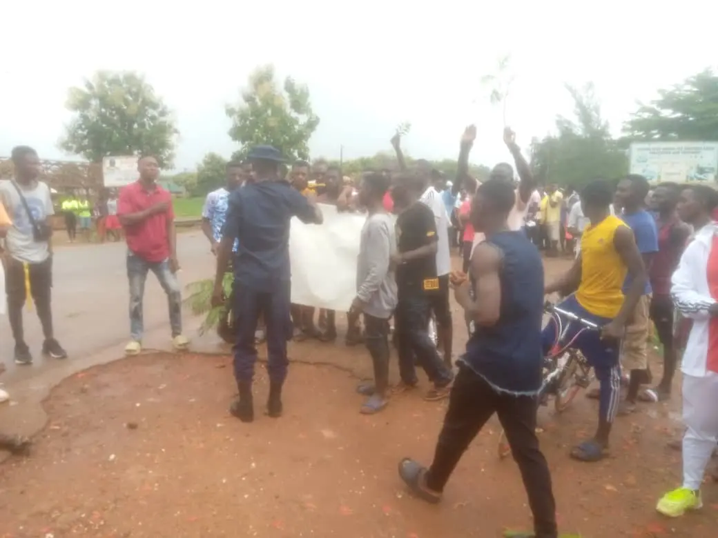 Student shot dead in a protest over tuition hike in Kaduna