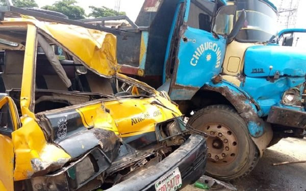 One dies, 14 injured in multiple auto crash in Onitsha