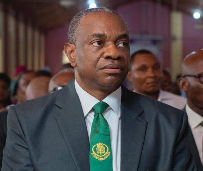 Ex ExxonMobil VC partners NUJ, institutes media award