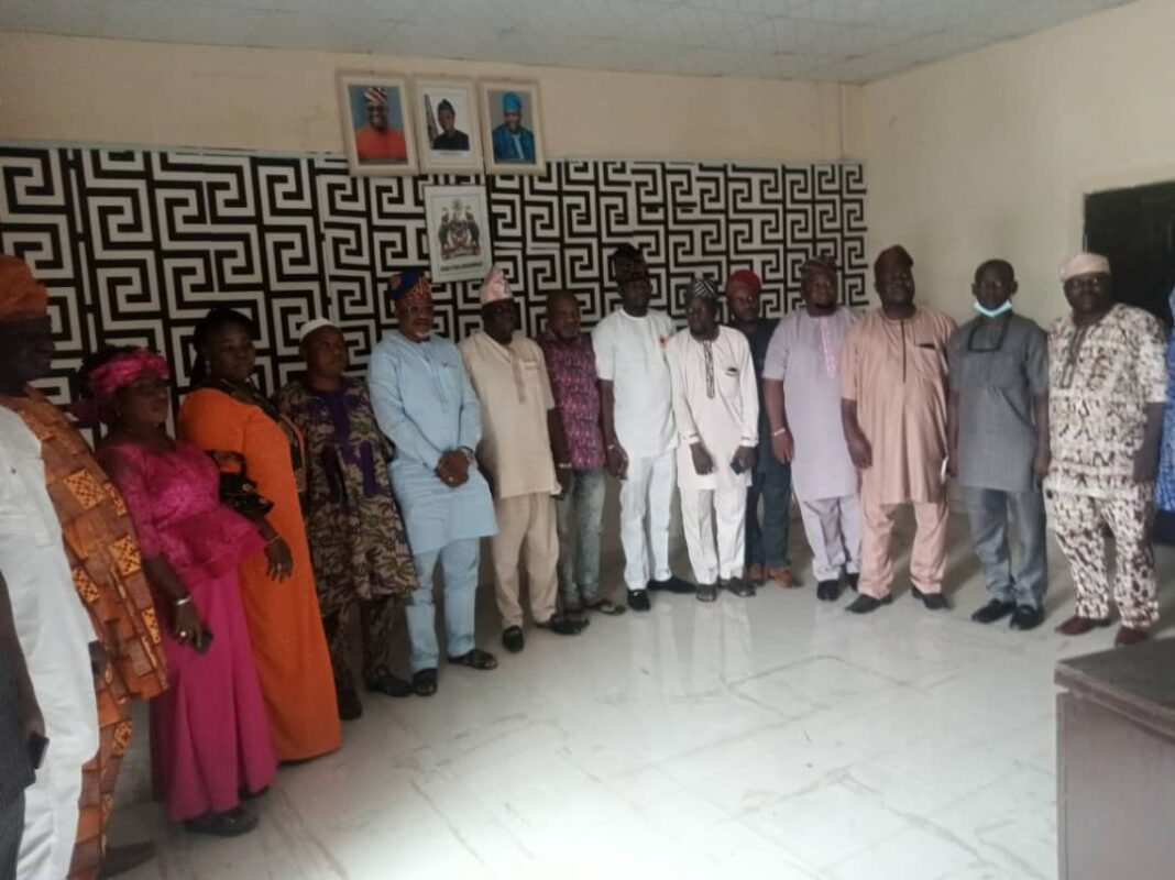 Osun ALGON Inaugurates Executive Council