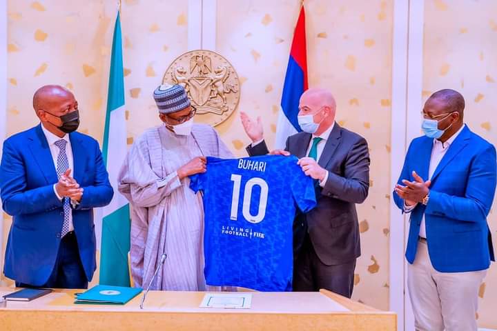 President Buhari receives No.10 jersey from FIFA president