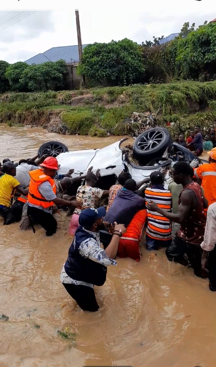 Flood kills 3 in Abuja,Sacks Police Station, Destroys Property Worth Millions