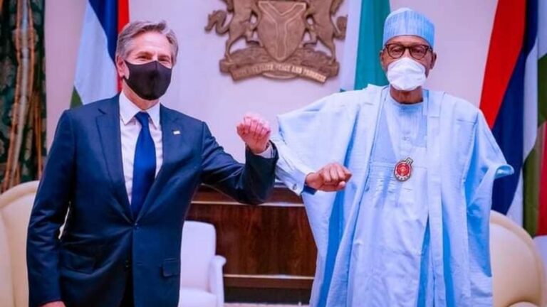 BREAKING: President Buhari meets the US secretary of state in Aso Villa