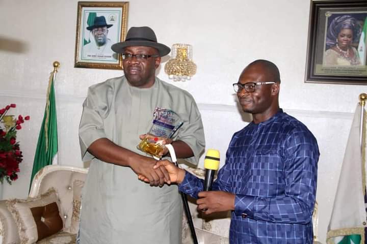 Senator Dickson Bags Award Of Excellence From  Bayelsa SWAN