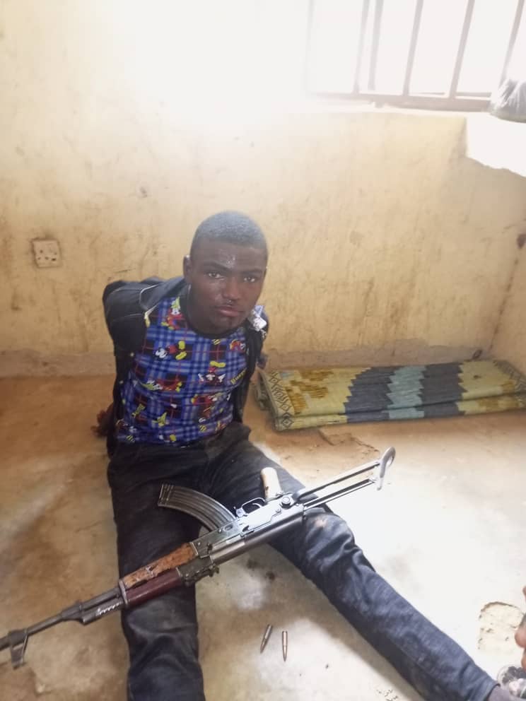 Kaduna police nabs 2 for illegal arms movement