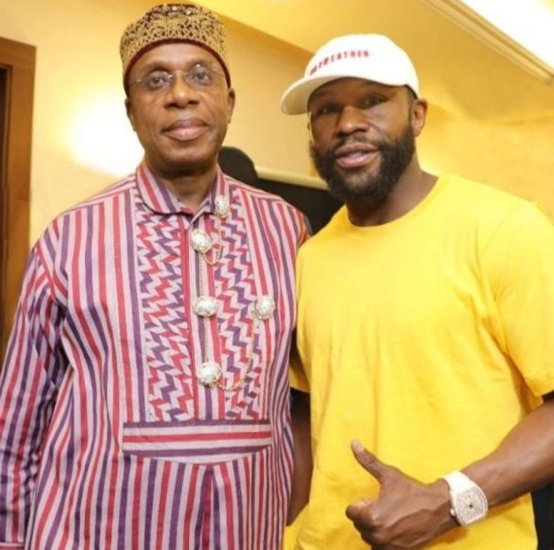 Amaechi Hosts Mayweather In Abuja