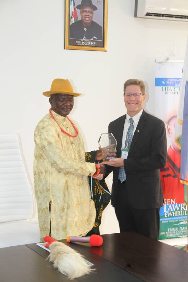 Christians face new challenges: as bayelsa deputy governor receives RT. Rev.Buss of USA