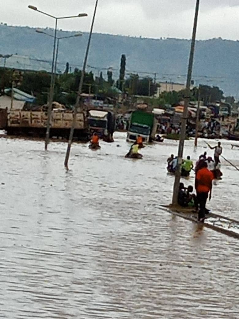 Flood: Three Feared Dead As Flood Displaces Over 50, 000 People In Ibaji