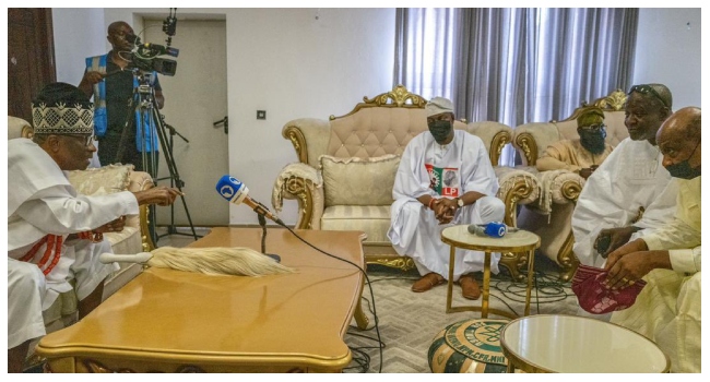 LP’s GRV Visits Oba Of Lagos Few Days To Election