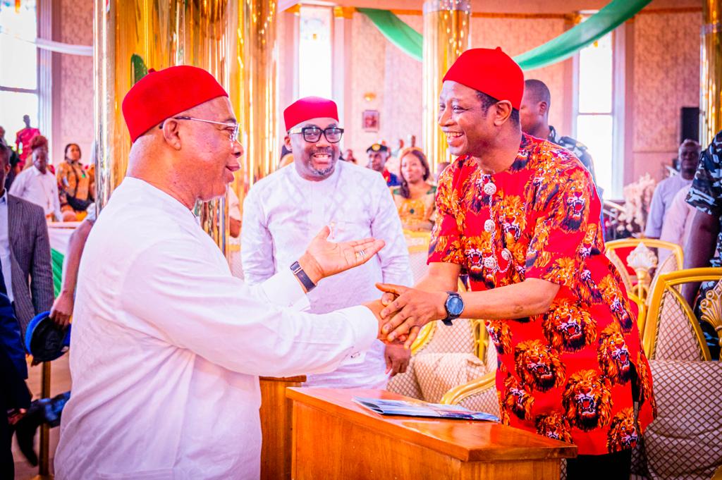 Rev. Pam flags Off  2023 Easter Pilgrims in Imo