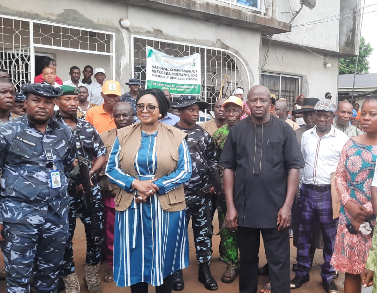 FG donates fishing equipments to Bakassi Returnees, IDPs in A’Ibom