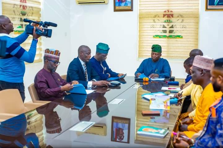 Plateau govt signs MOU for construction of 300 hydro power plants