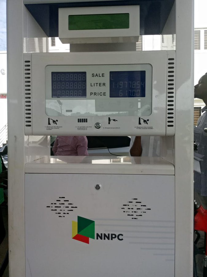 BREAKING: NNPC Increases Fuel Price To N617/litre