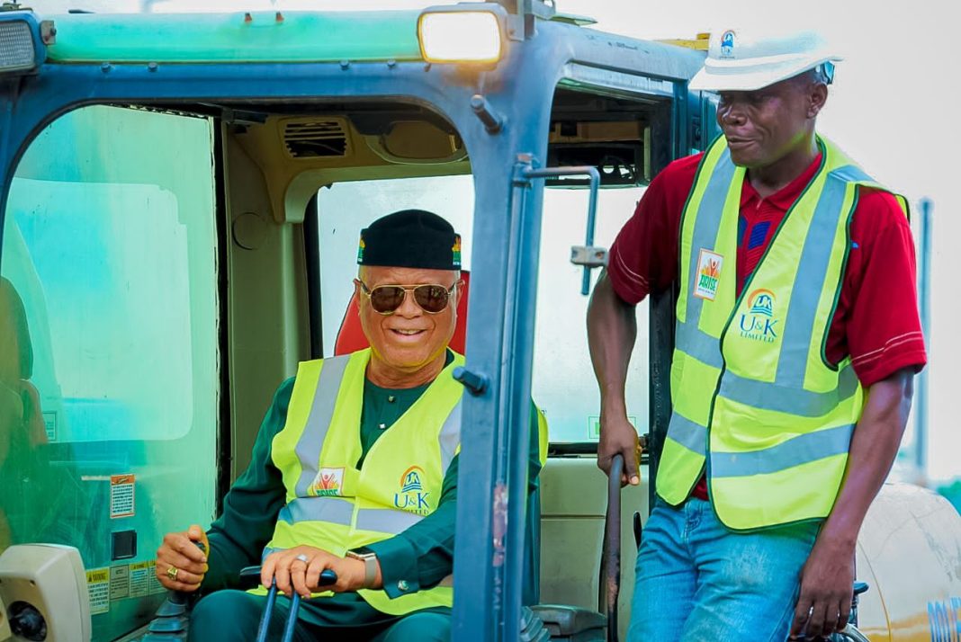 Gov Eno To Patronize Indegeneous Contractors, Begins Road Rehabilitation In A’Ibom