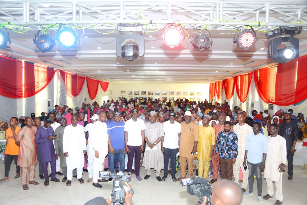 Kogi Guber: Labour Party Suffers Major Setback As 21 LG chairmen of its Party defects to APC In Kogi