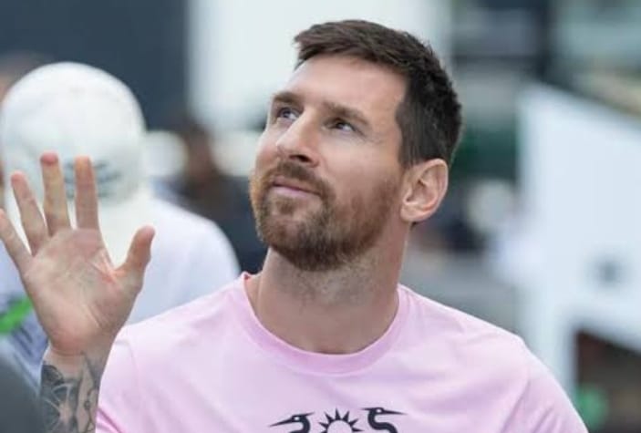 Lionel Messi Confirms Stay with Inter Miami, Dismissing Loan Speculations