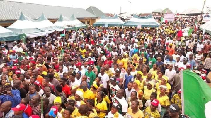 Gov Diri rounds off campaign in Yenagoa, receives defectors