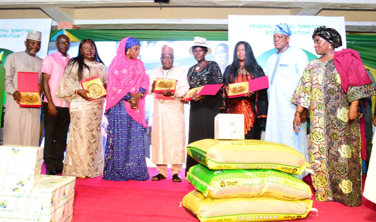 31 Retired FCDA Directors Earned Outstanding Service Honour