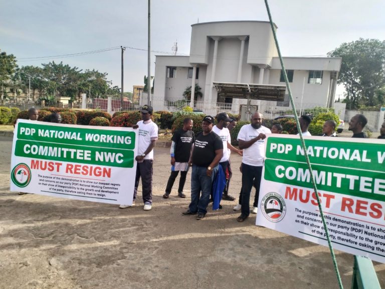 Breaking News: Demonstrators converge on PDP headquarters, calling for the resignation of National Working Committee (NWC) members. Breaking News: Demonstrators converge on PDP headquarters, calling for the resignation of National Working Committee (NWC) members.