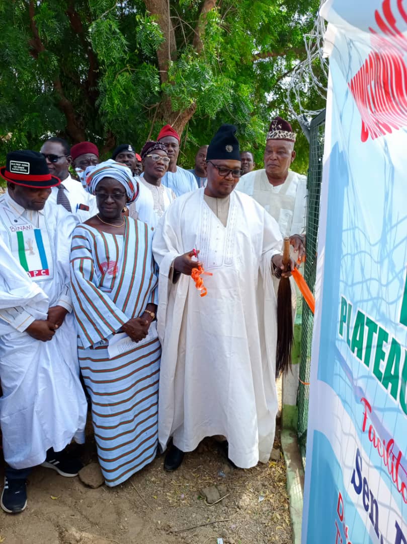 Senator Daduut donate transformers to communities in Langtang North