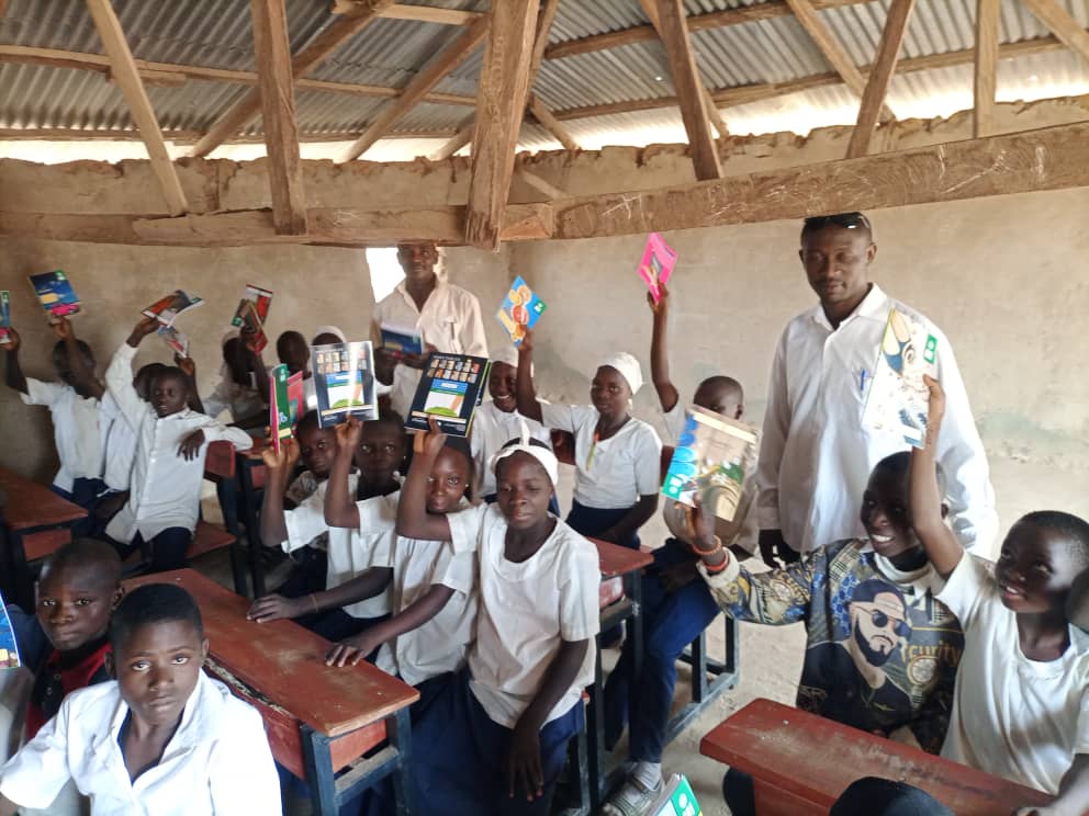 Kaduna: Foundation distributes Hijab uniforms, writing materials to students