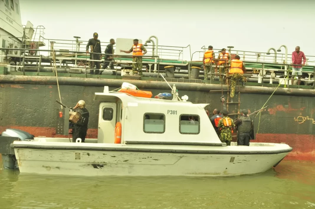 Navy arrests 10 suspected bunkerers in A’Ibom