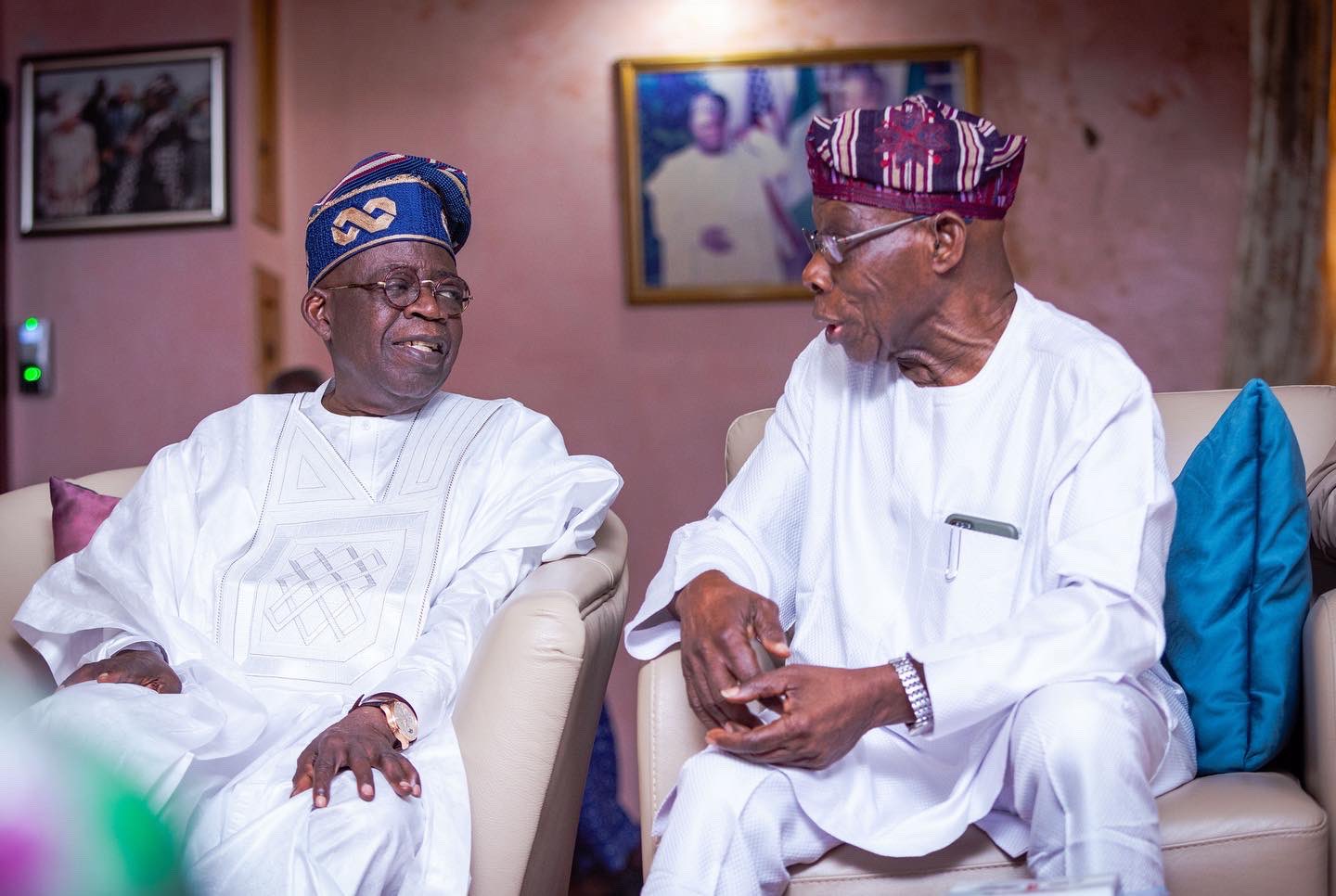 **Obasanjo Offers Solutions to Alleviate Economic Hardship Under Tinubu’s Administration**