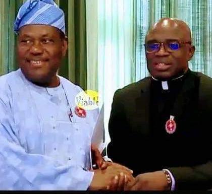 Benue APC Crises: Tiv Paramount Ruler Implores Gov Alia, SGF Akume To Embrace Peace