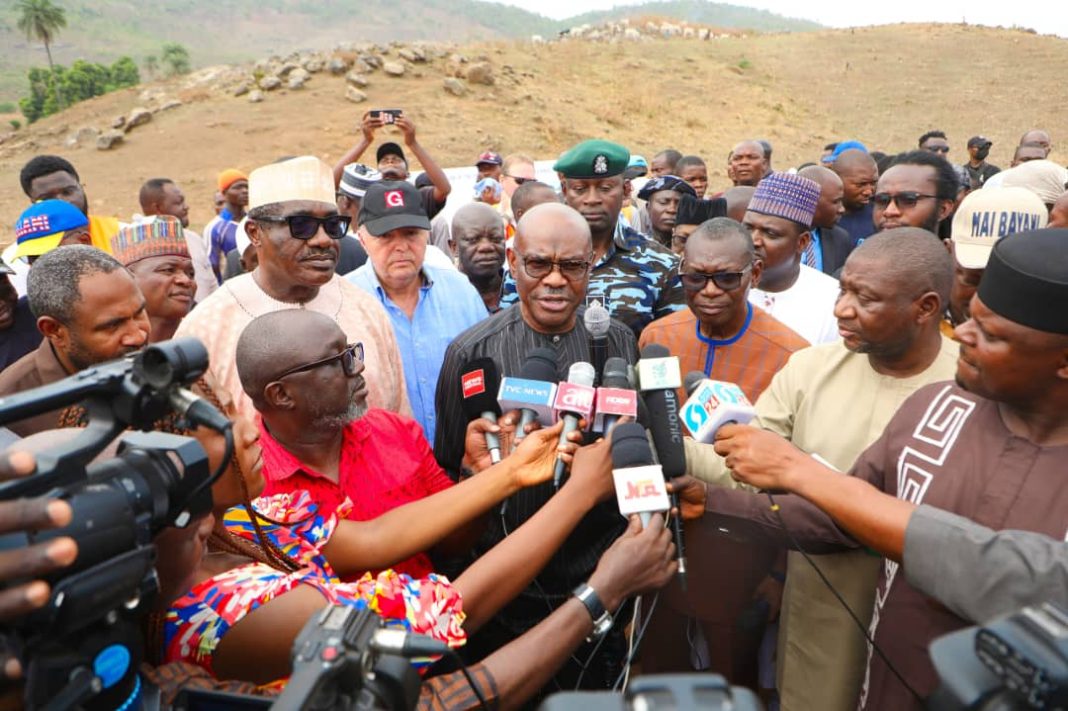 FCT rural communities will enjoy good governance , dividends of democracy – Wike