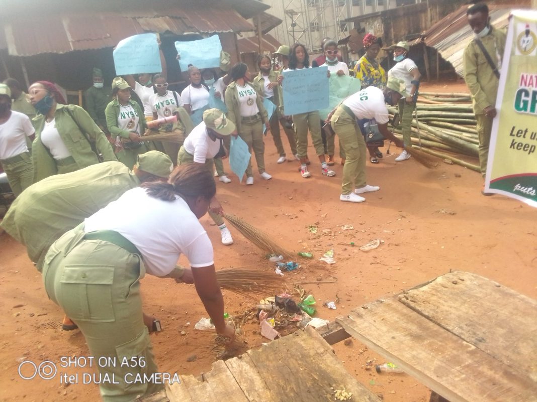 954B81A3-5D54-4069-9EE7-53BFF4E1887C-scaled