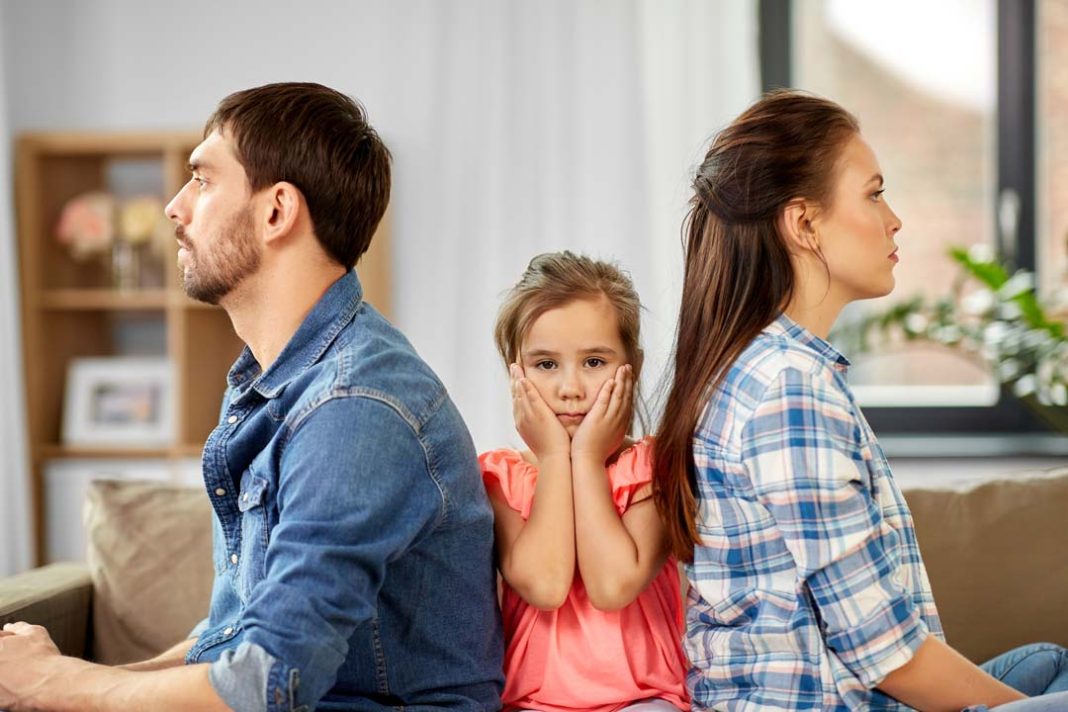 4 Lifelong Effects of Divorce on Children from Separated Parents