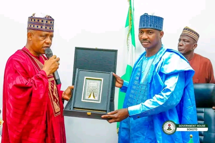 Governor Sokoto Receive Award For Hajj Success Performance