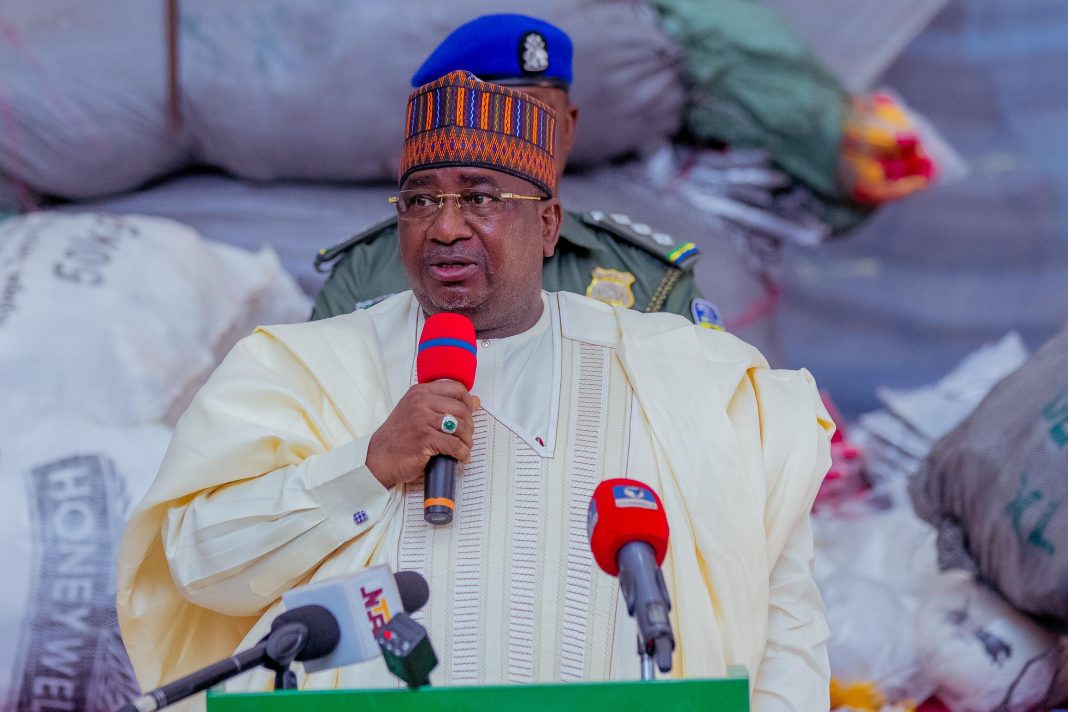 Kebbi State Governor Swears in 21 New Local Government Chairmen