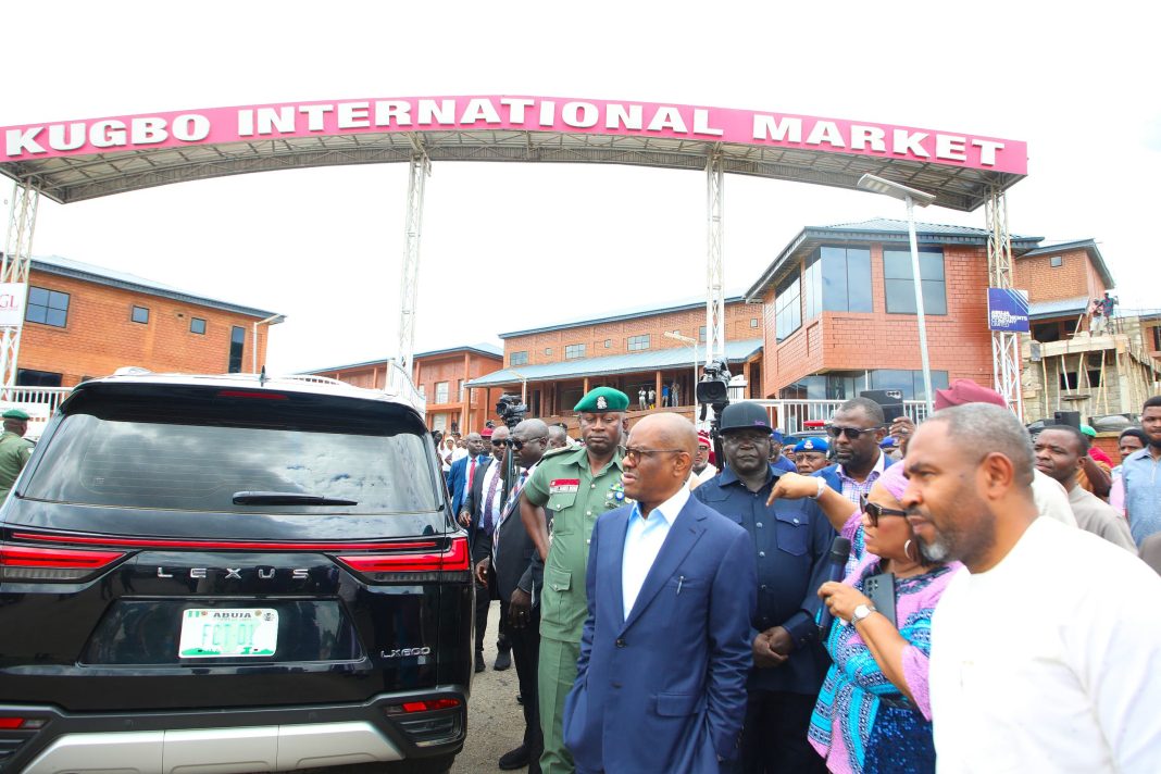 Wike orders demolition of multiple shops encroaching Kugbo International Market – Wike