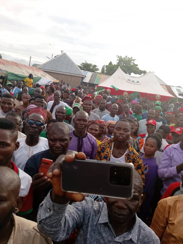 Plateau LGA Polls: PDP in Langtang South Welcomes Over 2,458 Decampees
