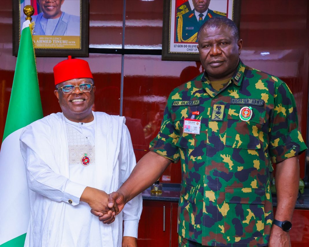 Minister Of Works Meets New Army Chief, Asaured Accelerated Road Infrastructure Overhaul.