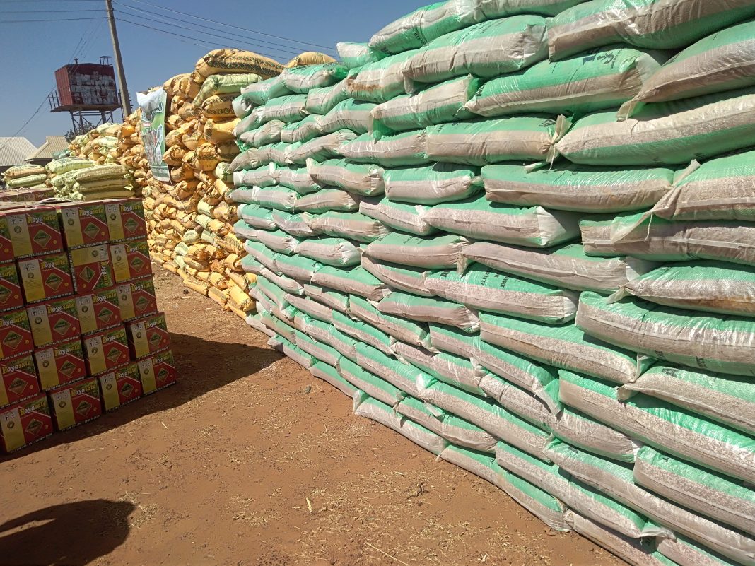 The Sokoto state government under the leadership of governor Ahmad Aliyu has flagged off the distribution of dry season fertilizers to farmers across the state